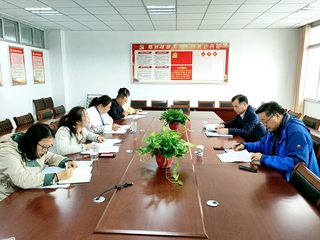 党委书记胡恩彪深入学生党支部开...